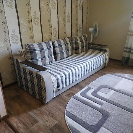 Apartment In The Center Of Old Town Кам'янець-Подільский Екстер'єр фото
