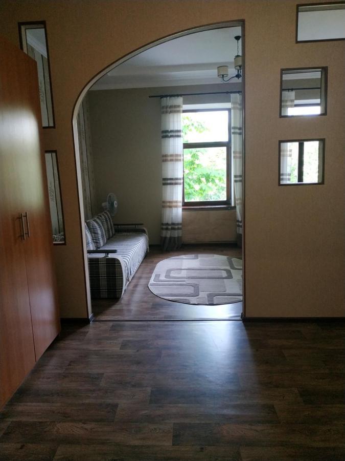 Apartment In The Center Of Old Town Кам'янець-Подільский Екстер'єр фото